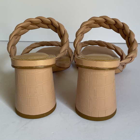 Wide Cushionaire Iris Braided Block Heel Sandals Nude Size 8W Square Toe - Picture 11 of 13